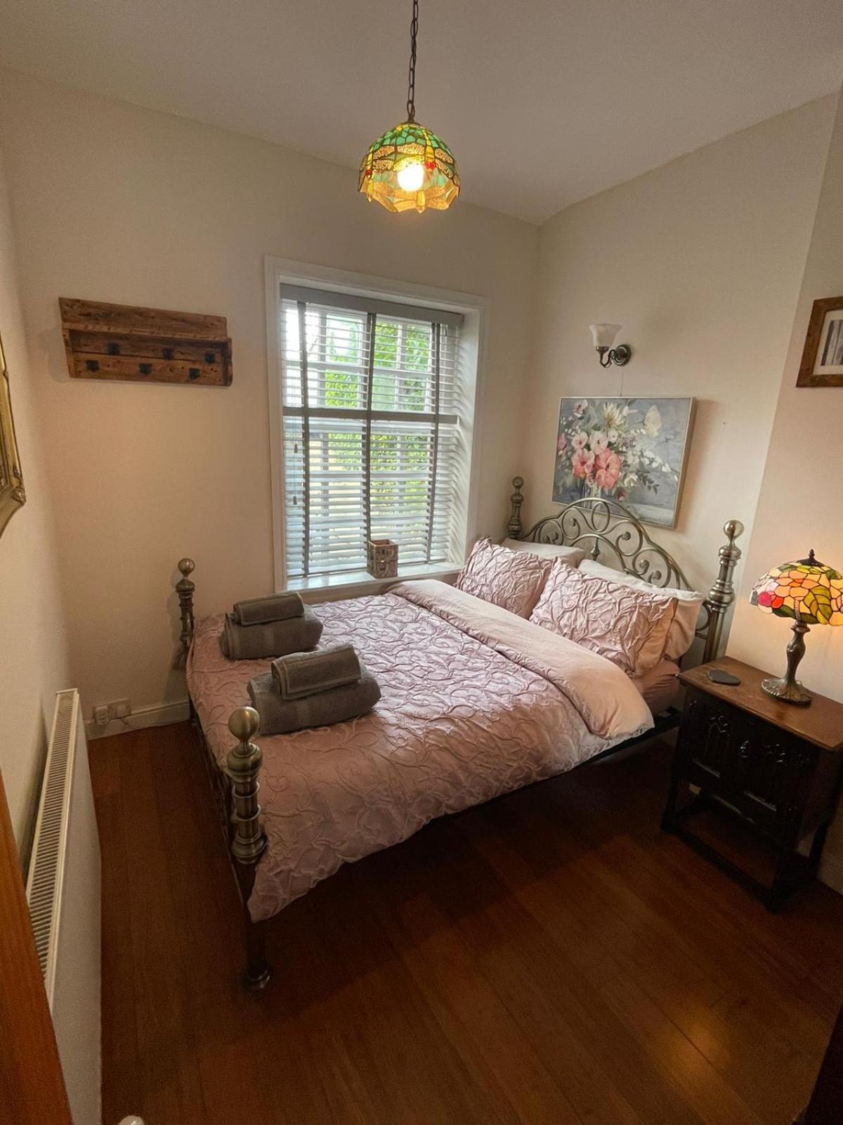 The Little Hideaway - Historic Gem Off Haworth Main Street Villa ภายนอก รูปภาพ